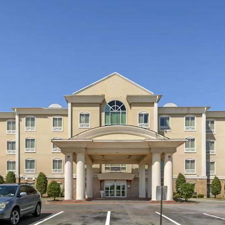 Lake Texoma Inn And Suites Denison Buitenkant foto